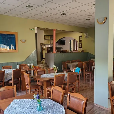 Otel Pantheon Holiday 2*