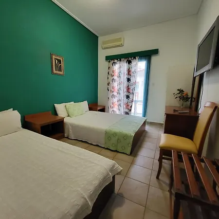 Otel Pantheon Holiday 2*