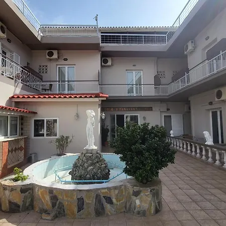 Otel Pantheon Holiday 2*