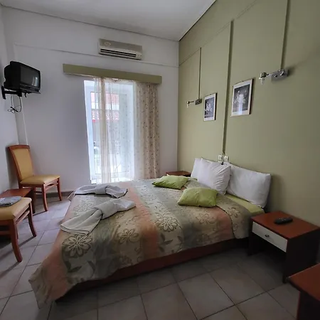 Otel Pantheon Holiday Kamena Vourla