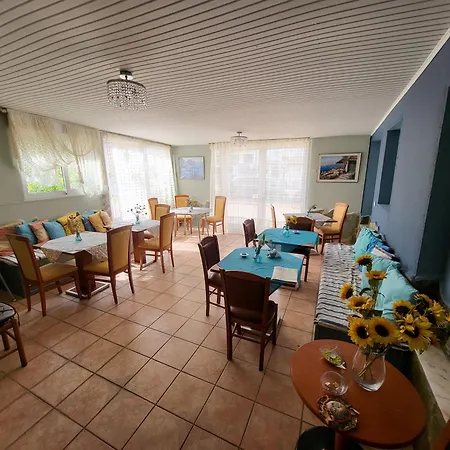 Pantheon Holiday Otel